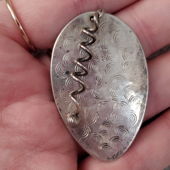 Sterling Silver Egg Shaped Stamped Reversible Abstract Pendant with Squiggle - Picture 5 of 5